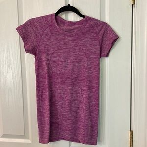 Lululemon Swiftly Tech Short Sleeve Crew Size 4 Heathered Ultra Violet